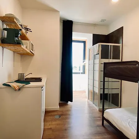 Raul Doria - Pensión Oporto