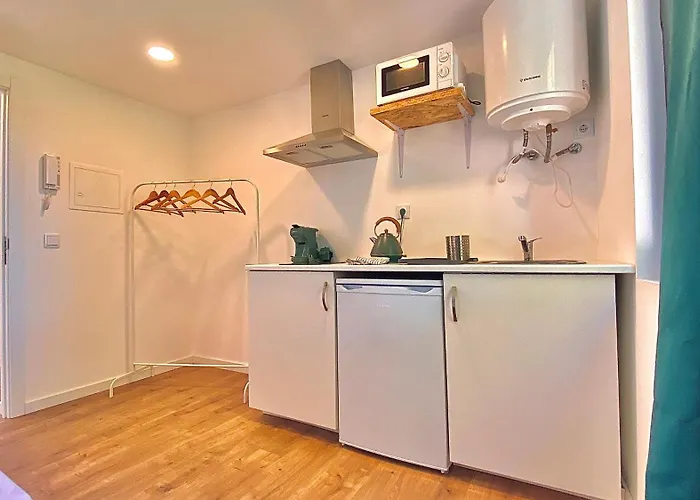 Raul Doria - 게스트하우스 *