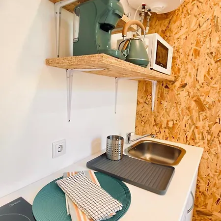 Raul Doria - 招待所 *